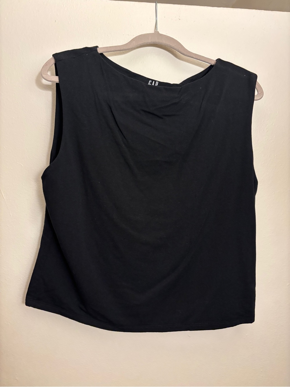 GAP Black Women's Tank Top - Classic Crew Neck